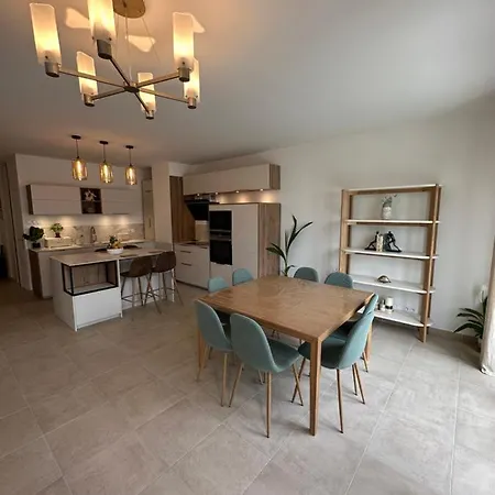 Disneyland Paris, Vallee Village ,paris , Villa, Garden , Syline Home, 120 M2 * 塞里斯